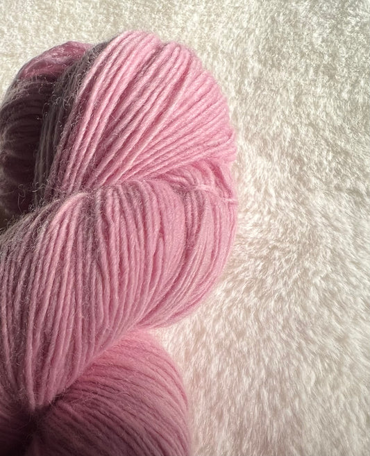 Seaside Romance - 100% Fine Organic Merino Wool - Fingering Weight Base