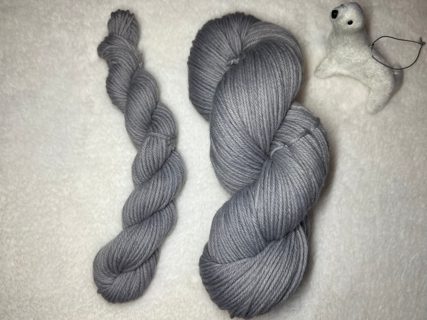 Vintage Silver - 100% Merino Lambswool/ Worsted Weight Base