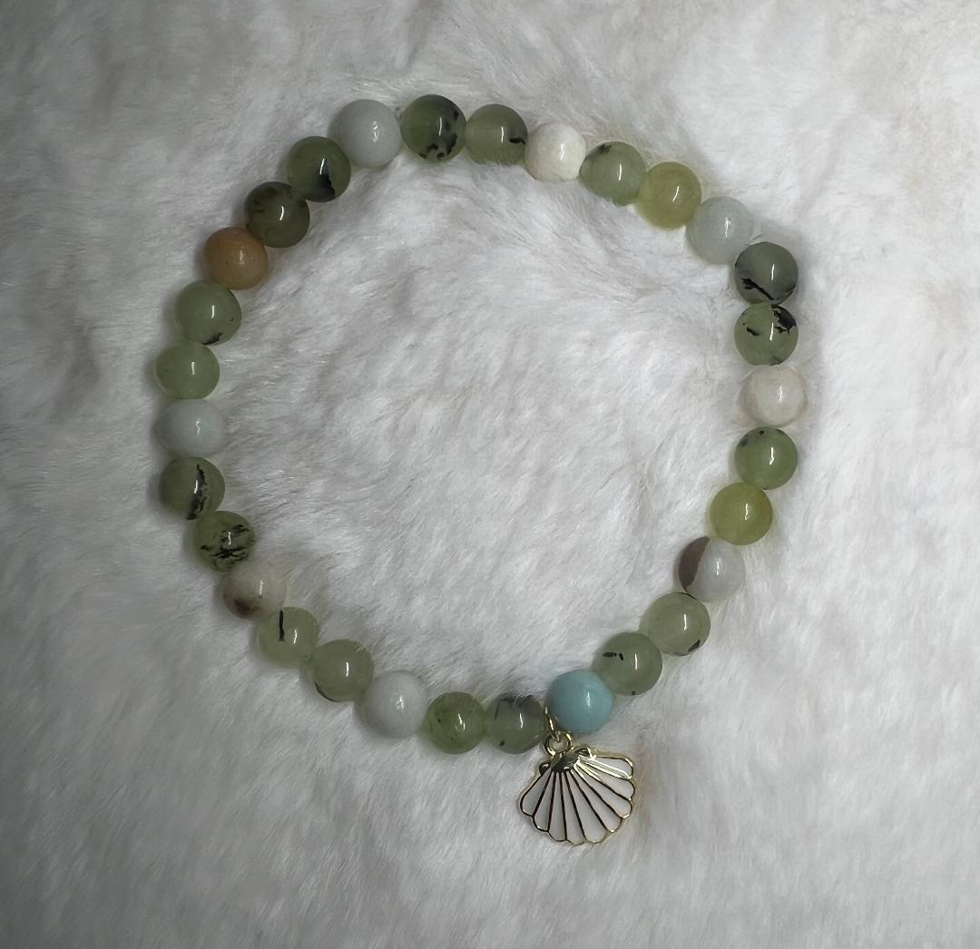 Mixed Green Flower Bracelet